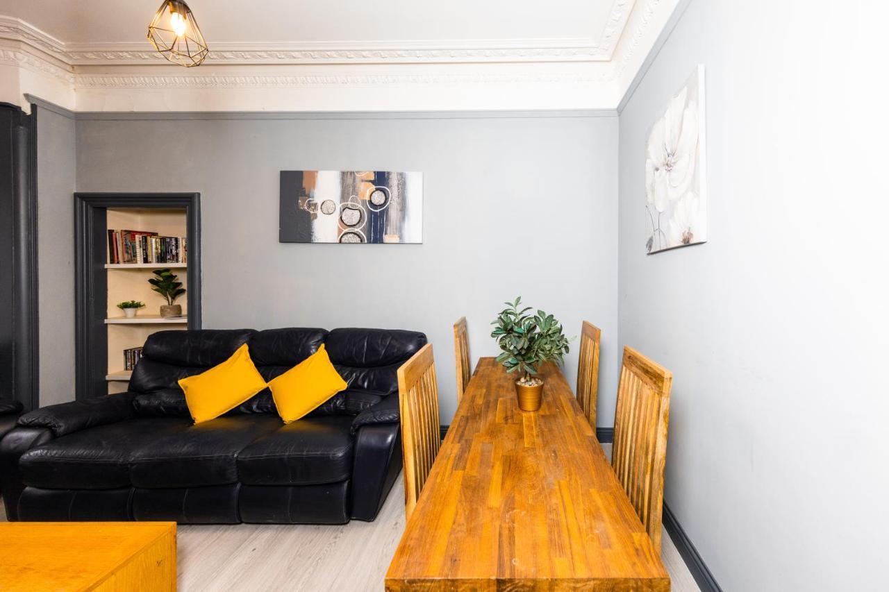 Calton Hill Victorian Old Town Apartment Edimburgo Exterior foto
